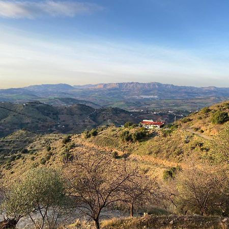 El Sueno, Cortijo Andalusi Del Siglo XIX Villa Almogia ภายนอก รูปภาพ