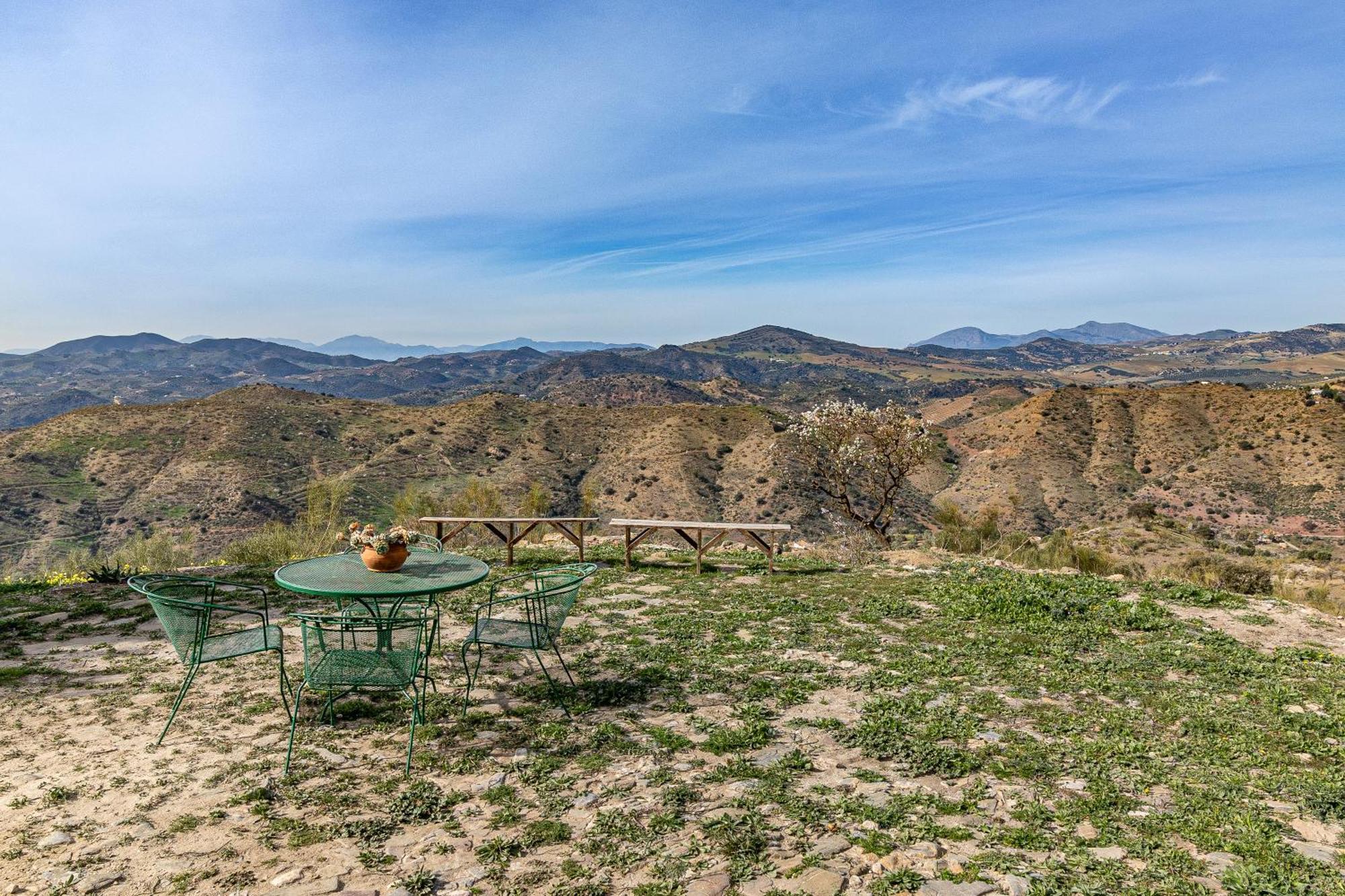 El Sueno, Cortijo Andalusi Del Siglo XIX Villa Almogia ภายนอก รูปภาพ